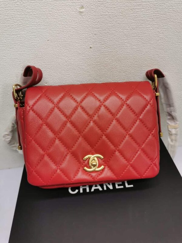 CHANEL 23B SMALL FLAP BAG RED 22CM - Image 2