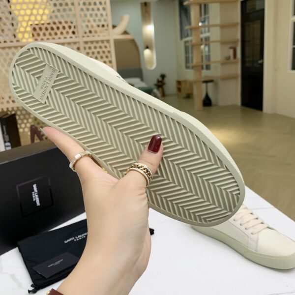 SAINT LAURENT COURT CLASSIC EMBROIDERED SNEAKERS WHITE  610648GUP109113 - Image 2