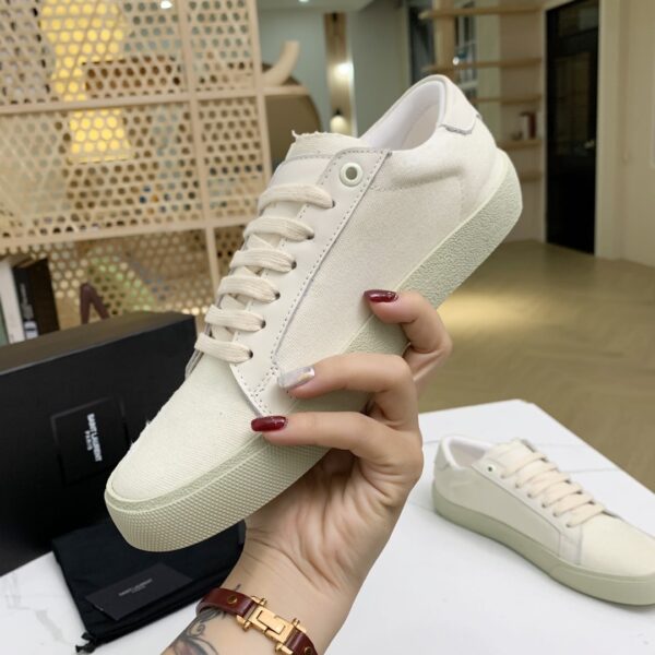 SAINT LAURENT COURT CLASSIC EMBROIDERED SNEAKERS WHITE  610648GUP109113 - Image 6