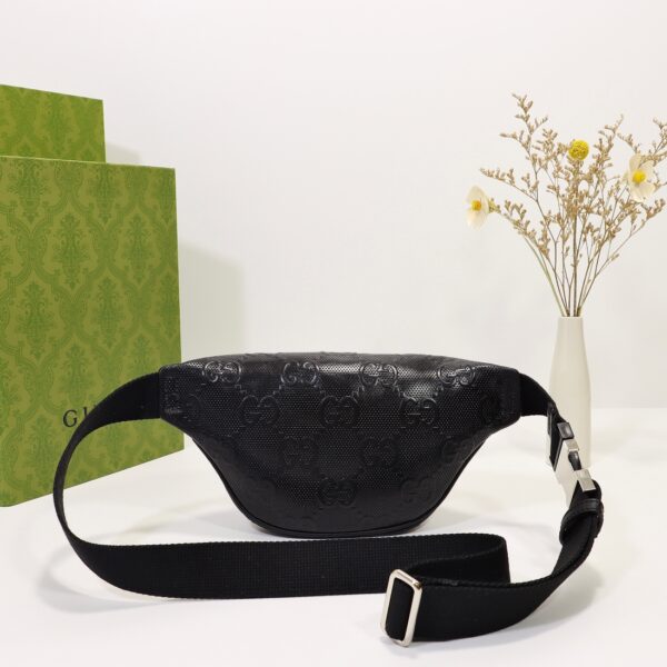 GUCCI GG EMBOSSED BAG BLACK 23CM 658582 1W3CN 1000 - Image 7