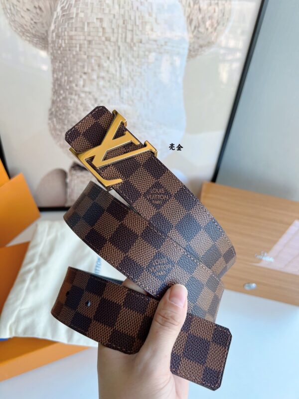 LOUIS VUITTON LV INITIALES REVERSIBLE BELT BROWN 40CM - Image 9