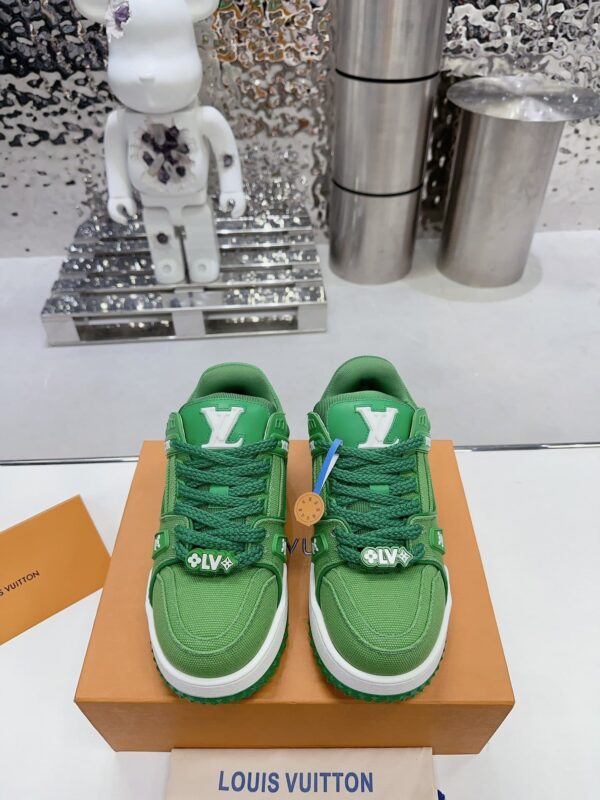 LOUIS VUITTON LV TRAINER MAXI SNEAKER GREEN - Image 7
