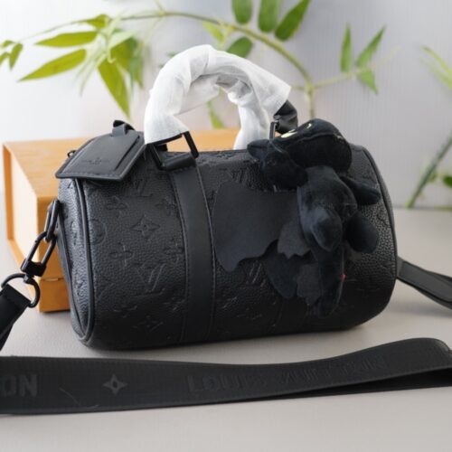 Alternative view of Louis Vuitton Keepall Bandoulière 25 Monogram Taurillon Black 24cm M20900