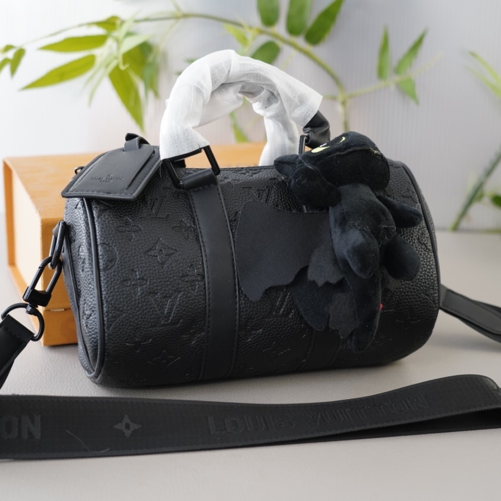 LOUIS VUITTON KEEPALL BANDOULIÈRE 25 MONOGRAM TAURILLON BLACK 24CM M20900 - Image 2