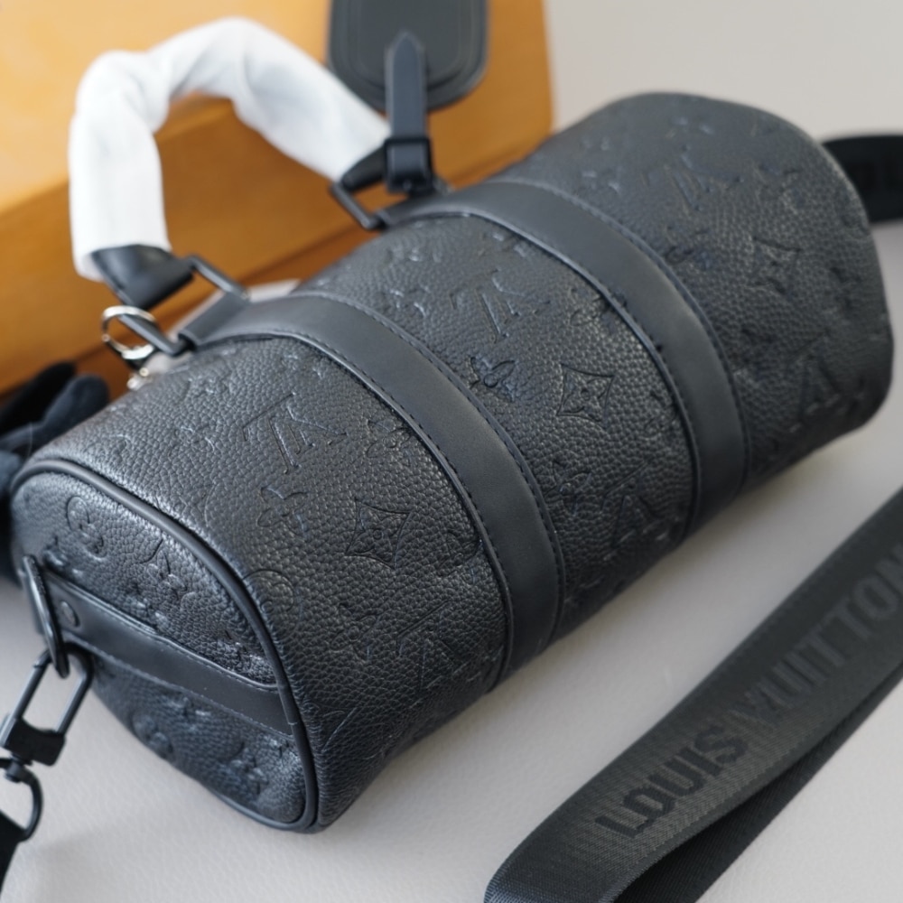 LOUIS VUITTON KEEPALL BANDOULIÈRE 25 MONOGRAM TAURILLON BLACK 24CM M20900 - Image 4