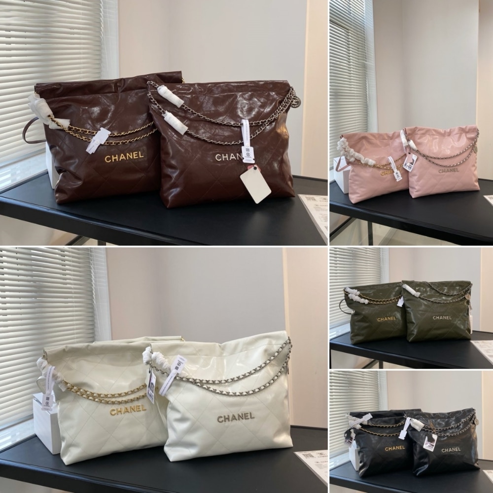 CHANEL HANDBAG SHINY BLACK 41CM - Image 2