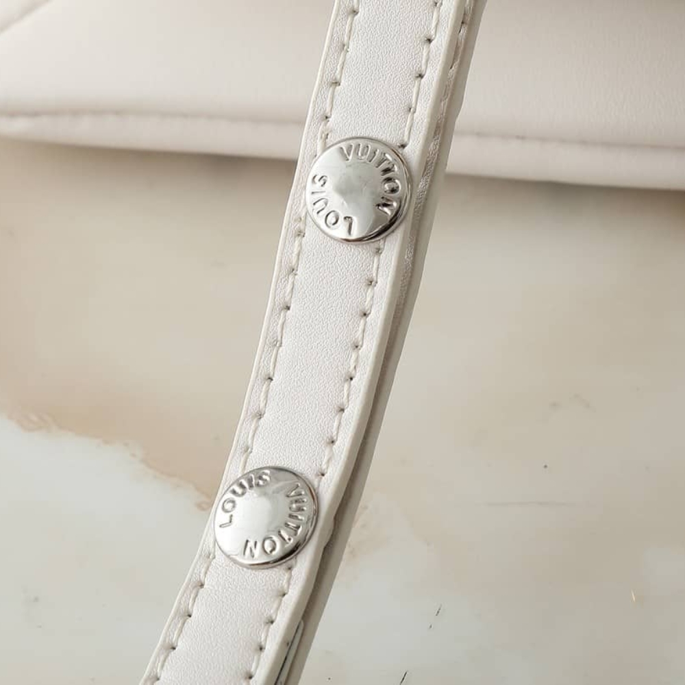 LOUIS VUITTON COUSSIN BB WHITE 21CM M11957 - Image 6