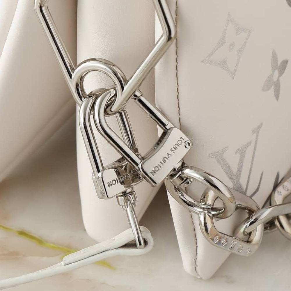 LOUIS VUITTON COUSSIN BB WHITE 21CM M11957 - Image 7