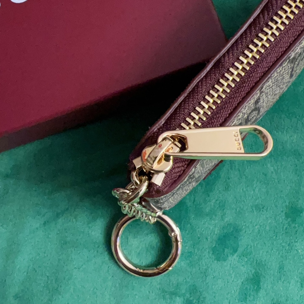 GUCCI KEY CASE WITH GG AND DOG DETAIL BEIGE AND DARK BROWN 12CM - Image 3