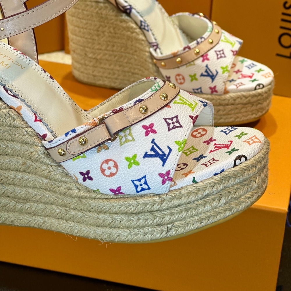 LOUIS VUITTON X TAKASHI MURAKAMI HELIOS WEDGE SANDAL WHITE 1AGYX0 - Image 3