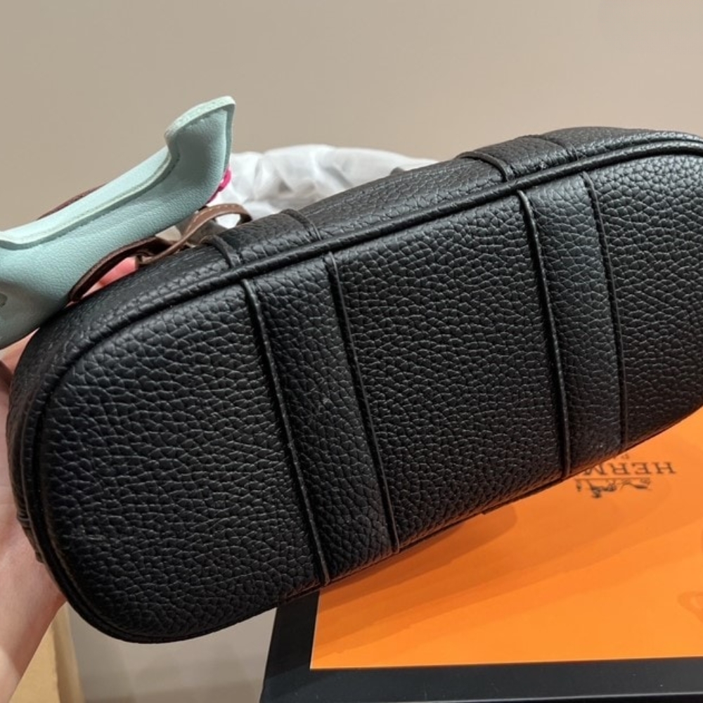 HERMES NEO GARDEN 23 BAG BLACK 23CM H086729CK89 - Image 5