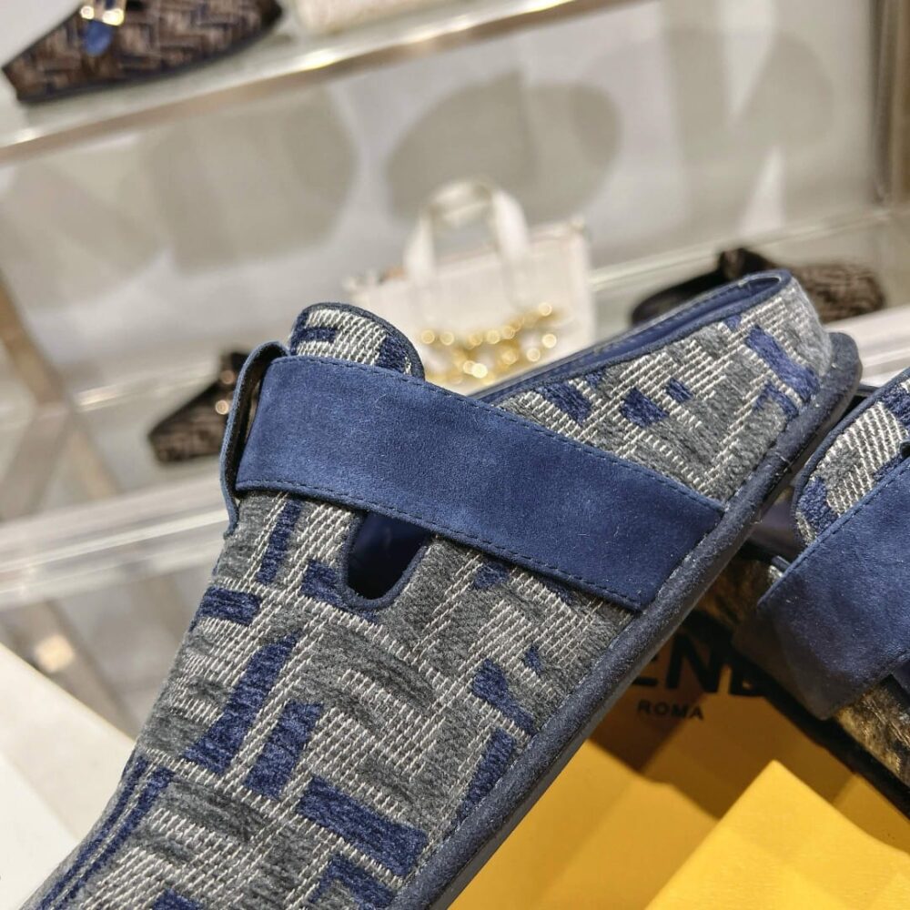 FENDI FEEL FF MULES DENIM BLUE 8R8448AKZPF1PZ7 - Image 7