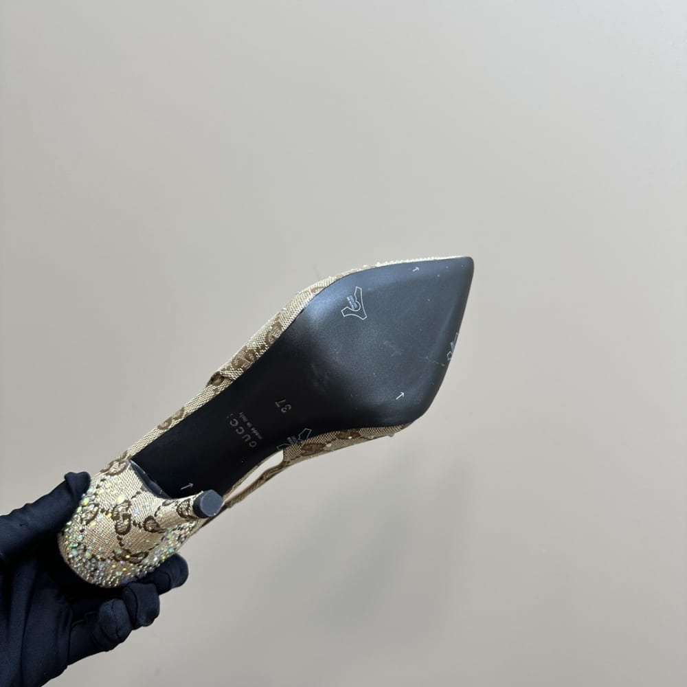 GUCCI WOMEN'S HORSEBIT PUMP GG CANVAS BEIGE AND DARK BROWN 812176 FAD21 2549 - Image 10