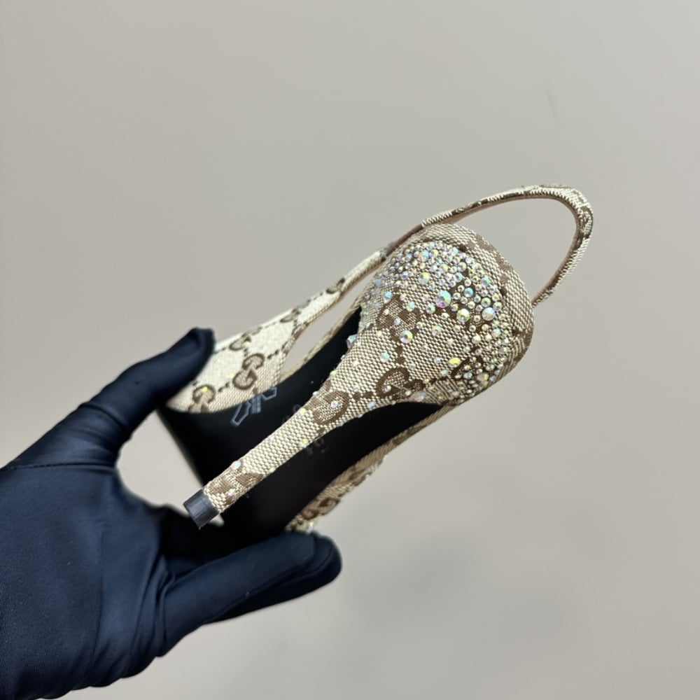 GUCCI WOMEN'S HORSEBIT PUMP GG CANVAS BEIGE AND DARK BROWN 812176 FAD21 2549 - Image 9