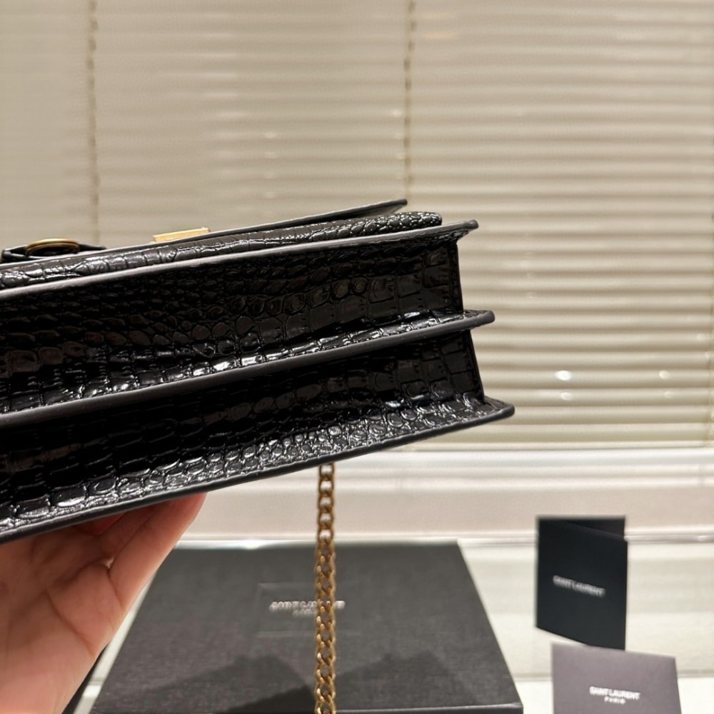 SAINT LAURENT SUNSET MEDIUM IN CROCODILE EMBOSSED LEATHER BLACK 22CM 442906DND0J1000 - Image 5