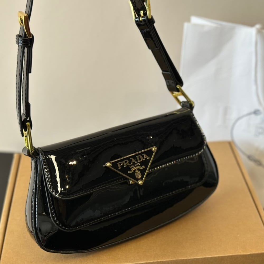 PRADA CLEO BAG IN BRUSHED LEATHER WITH TRIANGLE LOGO BLACK 24CM - Image 2