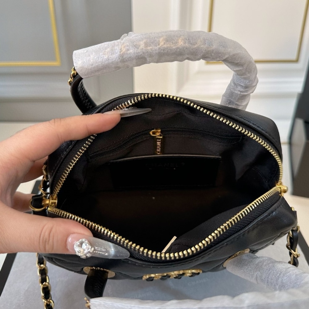 CHANEL 25C CHAIN HANDLE BOWLING BAG BLACK 18CM - Image 6