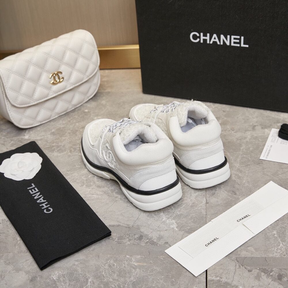 CHANEL VELOUR TWEED CC SNEAKER WHITE - Image 2