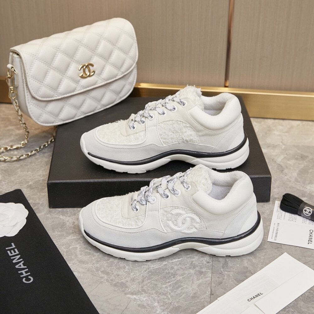 CHANEL VELOUR TWEED CC SNEAKER WHITE - Image 5