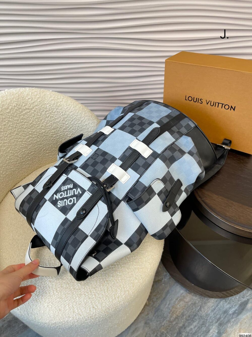 LOUIS VUITTON CHRISTOPHER MM BACKPACK BLACK AND WHITE 42CM - Image 7