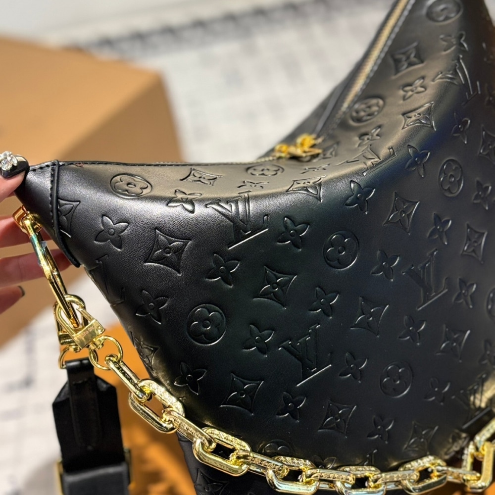 LOUIS VUITTON COUSSIN HOBO MM BLACK 30CM M12068 - Image 6