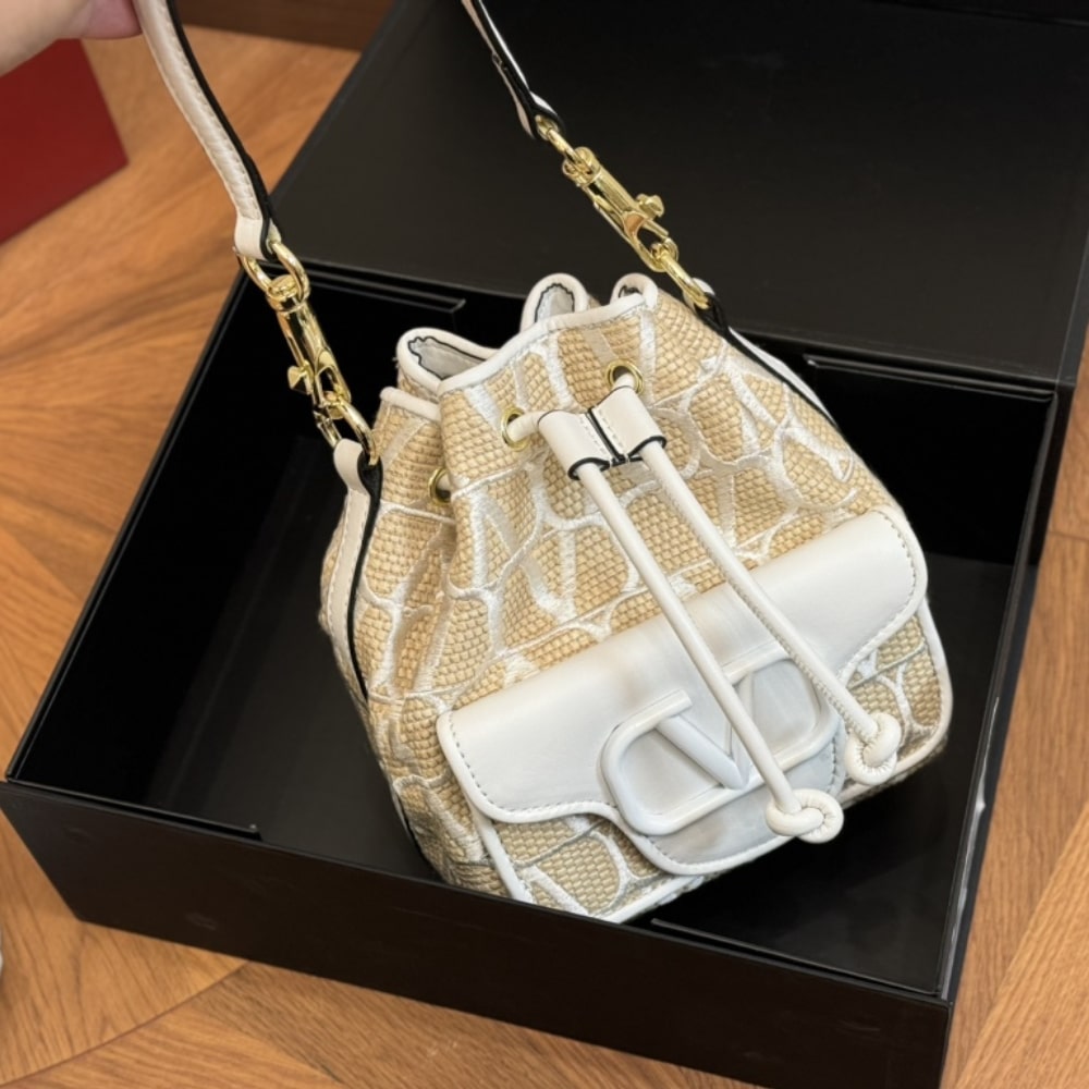 VALENTINO GARAVANI LOCO ICONOGRAPHER TOI BEIGE 16CM 4W2B0M94RRC - Image 2