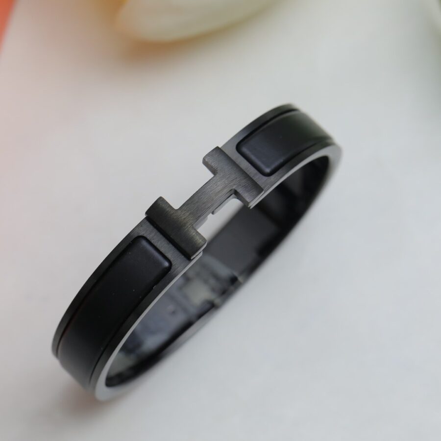 Alternative view of Hermes Mini Clic Anchor Chain Bracelet Black H703203fk01t4
