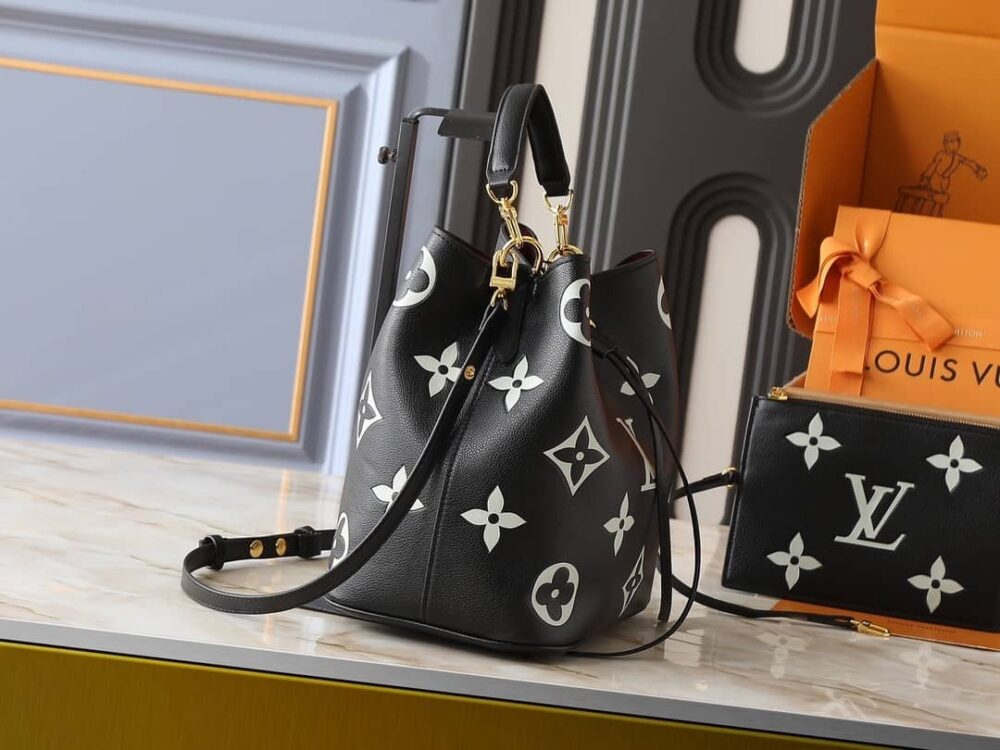 LOUIS VUITTON NÉONOÉ MM BLACK 25CM M45497 - Image 4