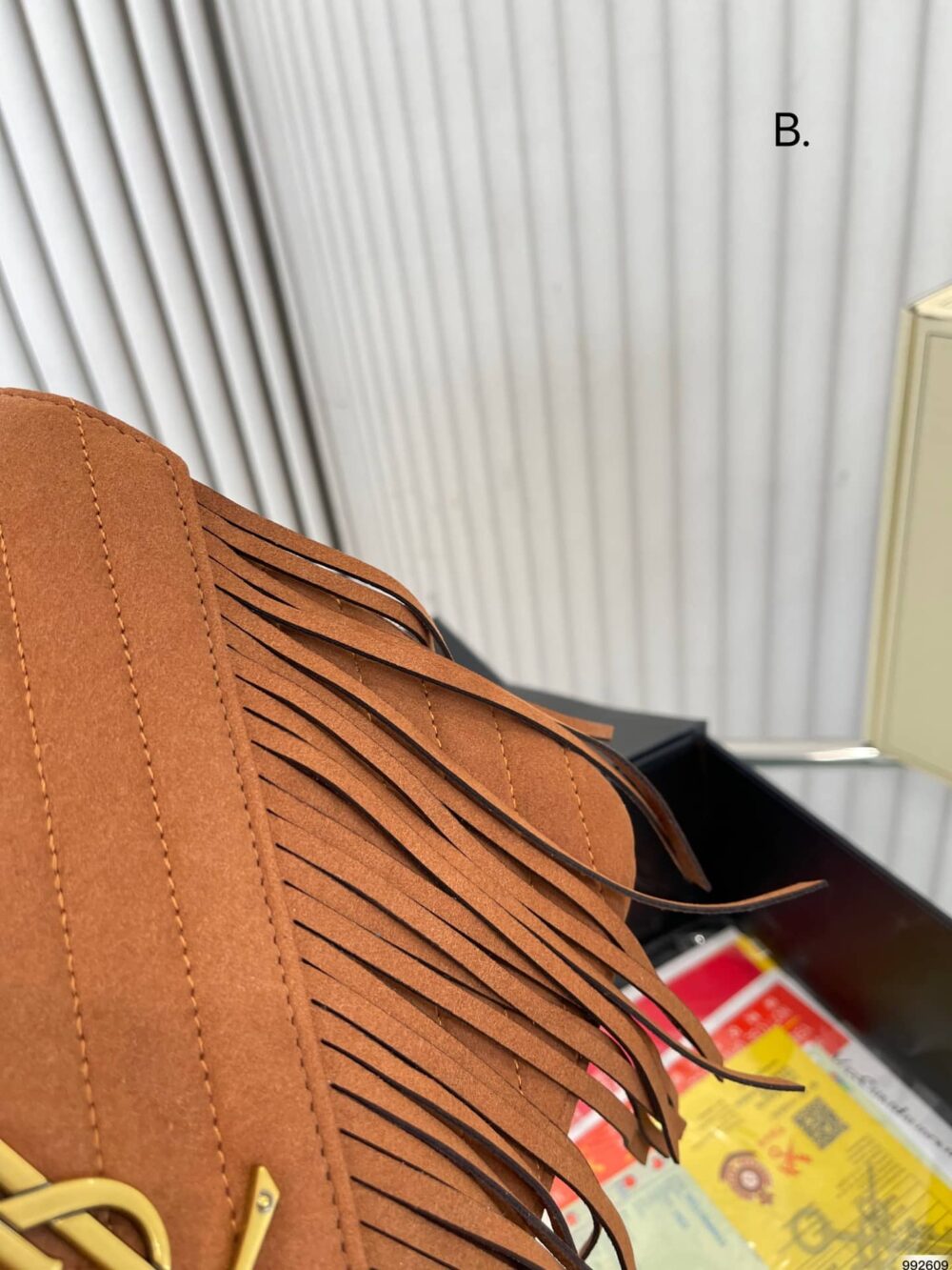 SAINT LAURENT MEDIUM COLLEGE CHAIN BAG IN SUEDE CINNAMON 24CM 531705 0U0K7 7761 - Image 7