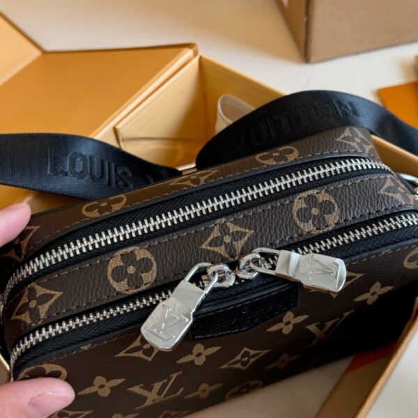 LOUIS VUITTON ALPHA WEARABLE WALLET BROWN 18CM M81260 - Image 3