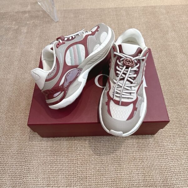 GUCCI MEN 20 TRAINER GREY AND RED 814040 FAD5T 8754 - Image 4