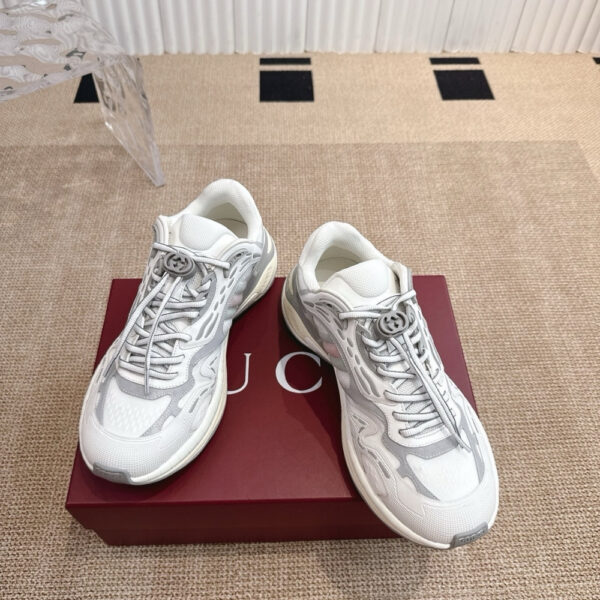 GUCCI MEN 20 TRAINER WHITE AND GREY 814040 FAD6Q 8745 - Image 5
