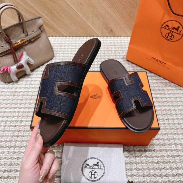 HERMES IZMIR SANDAL BLUE AND CHOCOLATE H232814ZH49400 - Image 3