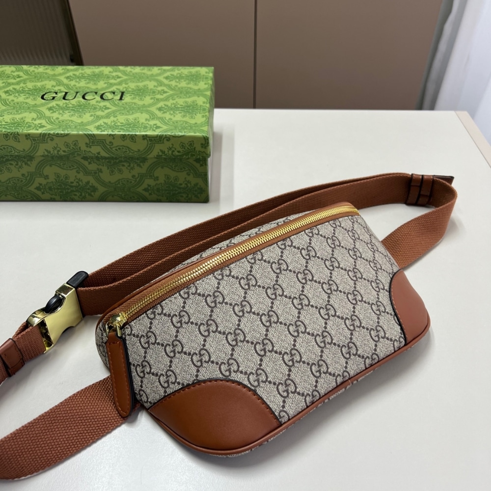 GUCCI GG EMBLEM SMALL BELT BAG BEIGE AND DARK BROWN 23CM 821165 FAEEC 9786 - Image 2