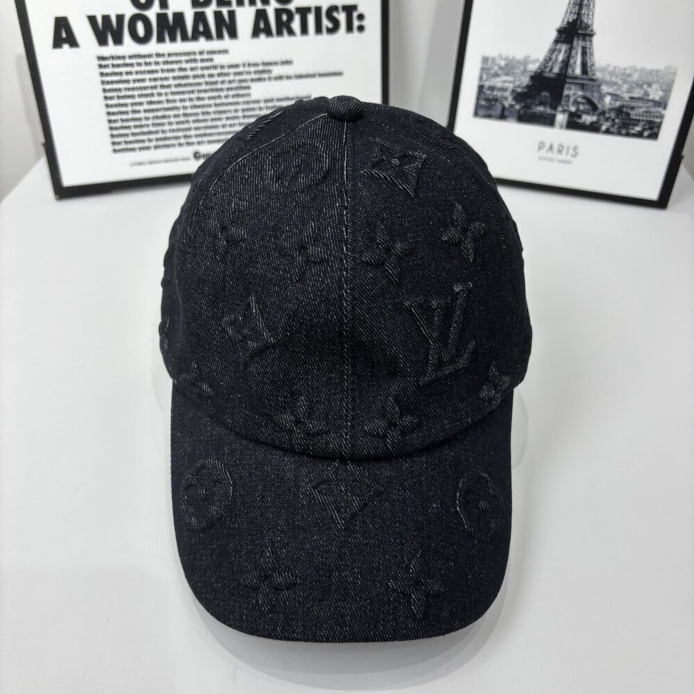 LOUIS VUITTON MONOGRAM DENIM BASEBALL CAP IN WASHED BLACK - Image 4