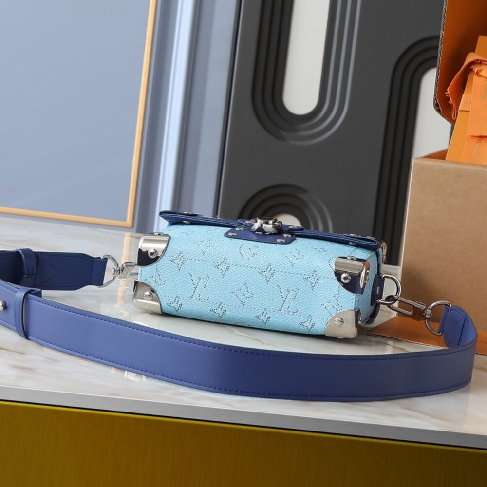 LOUIS VUITTON SOUL TRUNK BOX BAG BLUE 19CM M15035 - Image 4