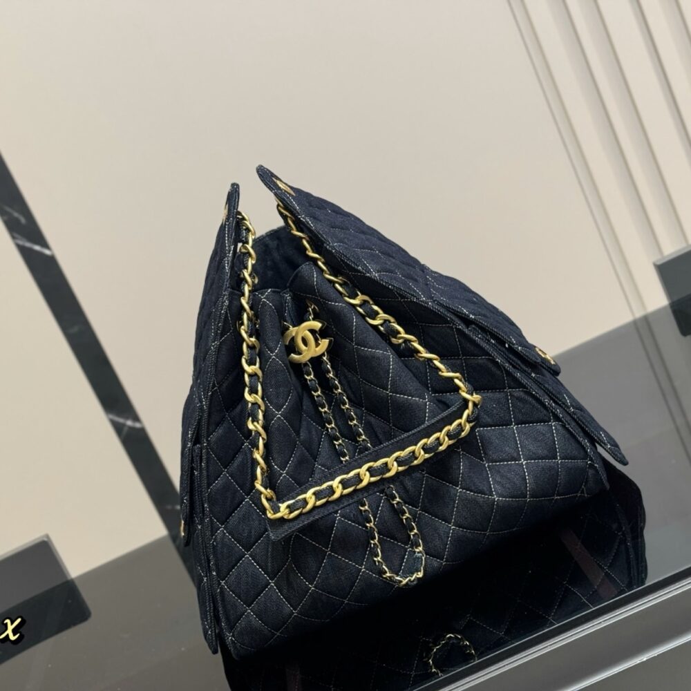 CHANEL 25 MEDIUM BAG SHOULDER HANDBAG DENIM DARK BLUE 34CM - Image 2