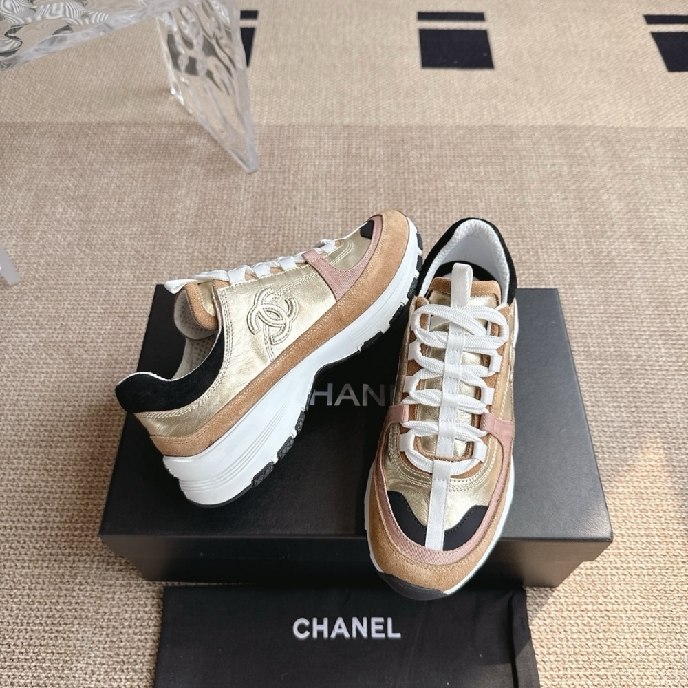 CHANEL SNEAKER GOLD BEIGE AND BLACK G46609 B21320 U2406 - Image 3
