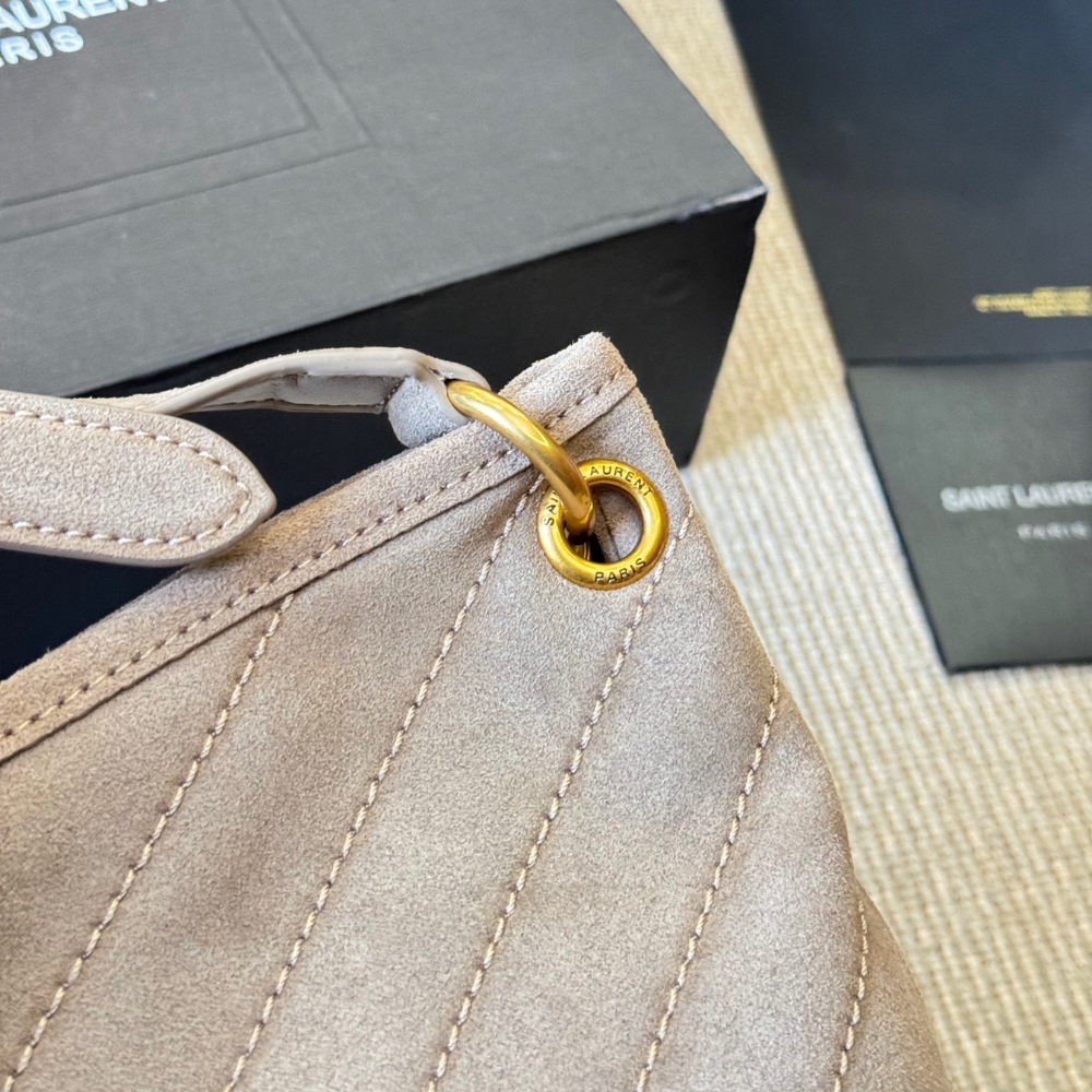 SAINT LAURENT NIKI SUPPLE BUCKET IN SUEDE GRAY 40CM - Image 7