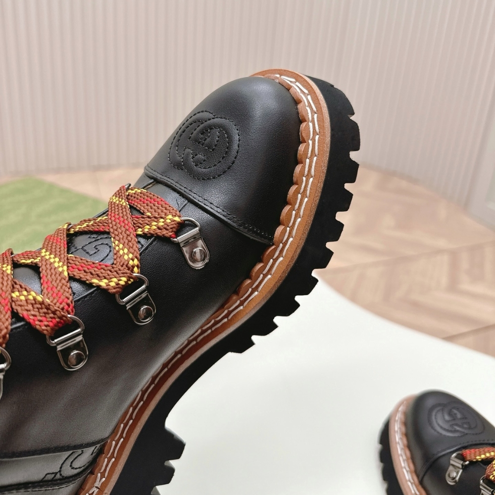 GUCCI WOMEN LACE UP ANKLE BOOT BLACK AND TAN 758284 AACM1 1046 - Image 7