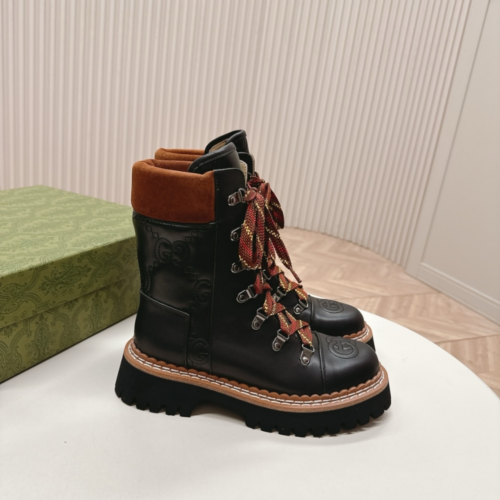 GUCCI WOMEN LACE UP ANKLE BOOT BLACK AND TAN 758284 AACM1 1046 - Image 2