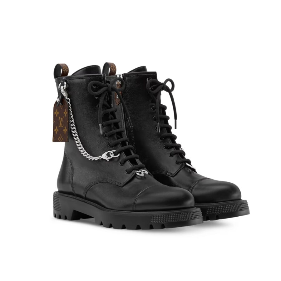 LOUIS VUITTON DISTRICT BOOTS BLACK 1AIBSN
