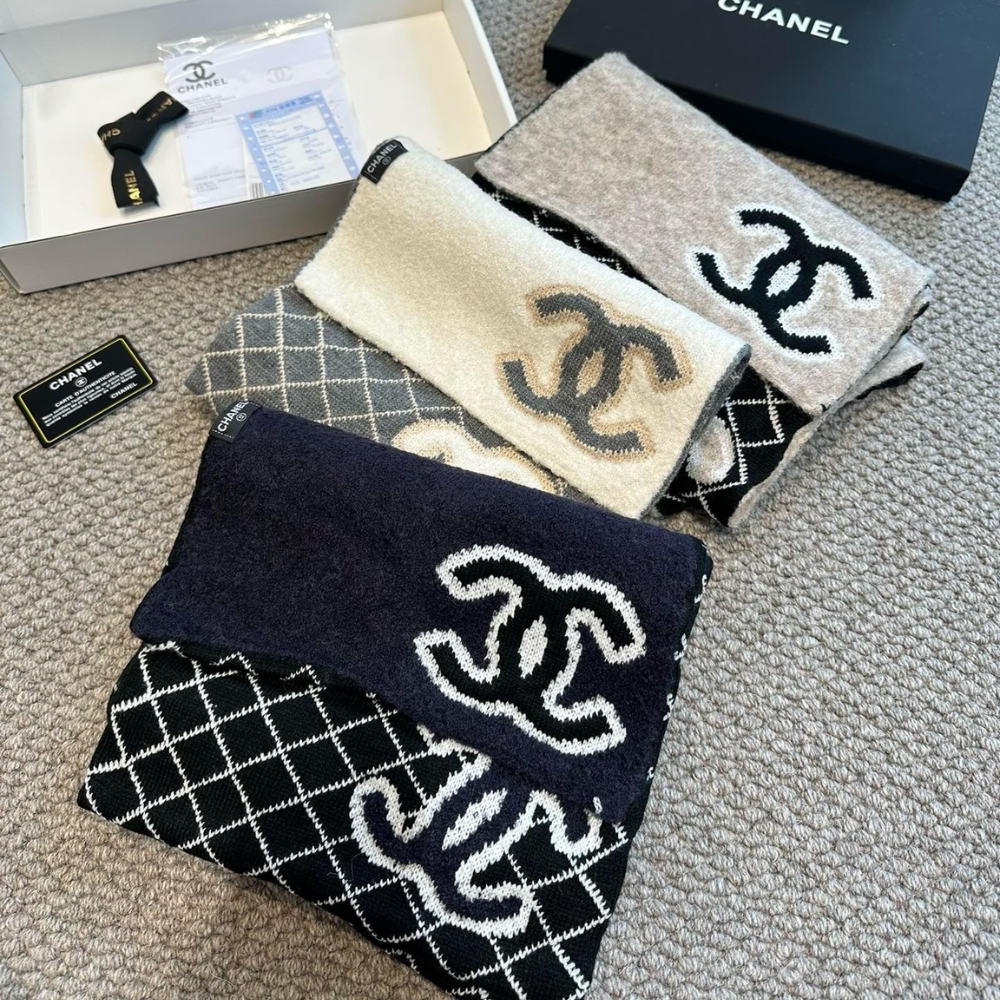 CHANEL SCARF INTERLOCKING CC LOGO GRAY AND WHITE 180CM - Image 10