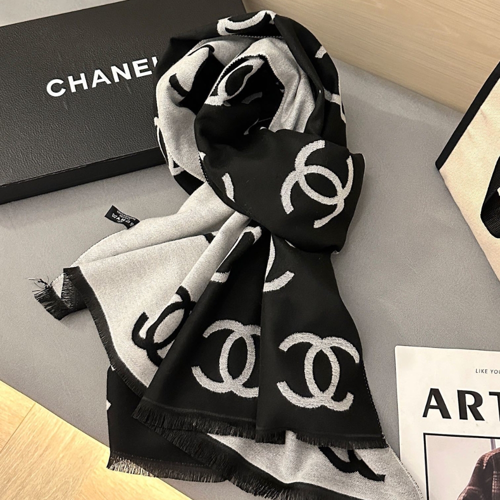 CHANEL WOOL CASHMERE CC SCARF BLACK WHITE 180CM - Image 3