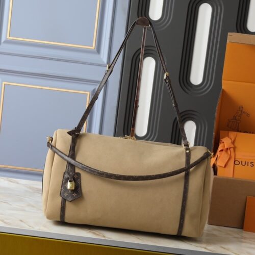 Alternative view of Louis Vuitton GM Express Travel Hazelnut 45Cm M26451