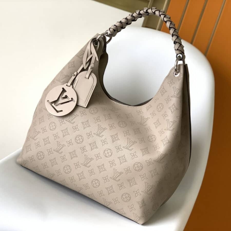 Alternative view of Louis Vuitton Carmel Mahina Leather Galet Grey 40cm M21775