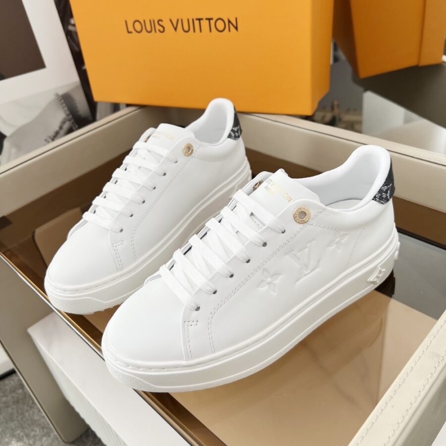 Alternative view of Louis Vuitton Time Out Sneaker Grey 1Aguy4