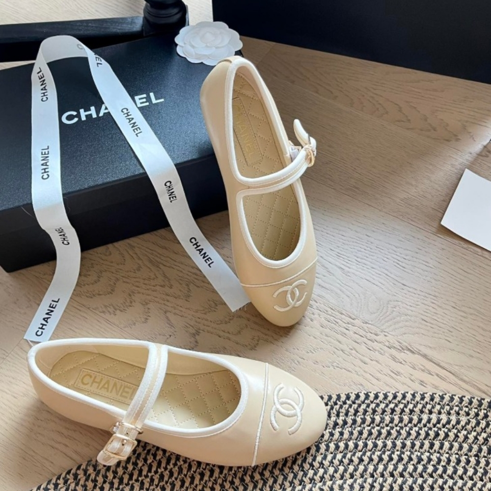 Chanel Mary Jane Ballet Flat Cream - Image 2