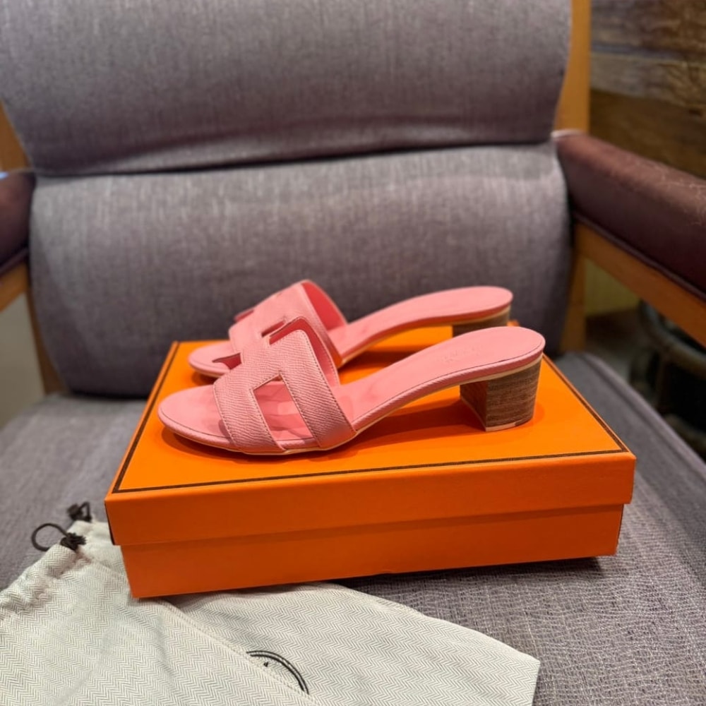 Hermes Oasis Sandals Rose Pale H151215Z VR360 - Image 4