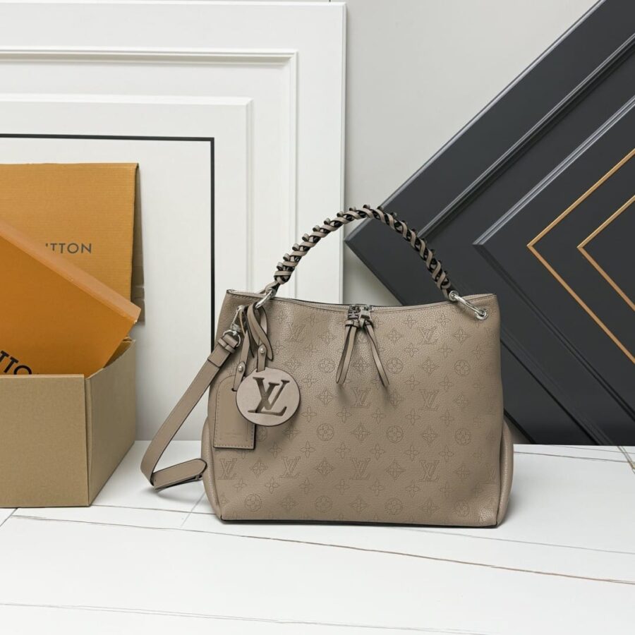 Alternative view of Louis Vuitton Carmel Mahina Perforated Leather Galet 32cm M56084